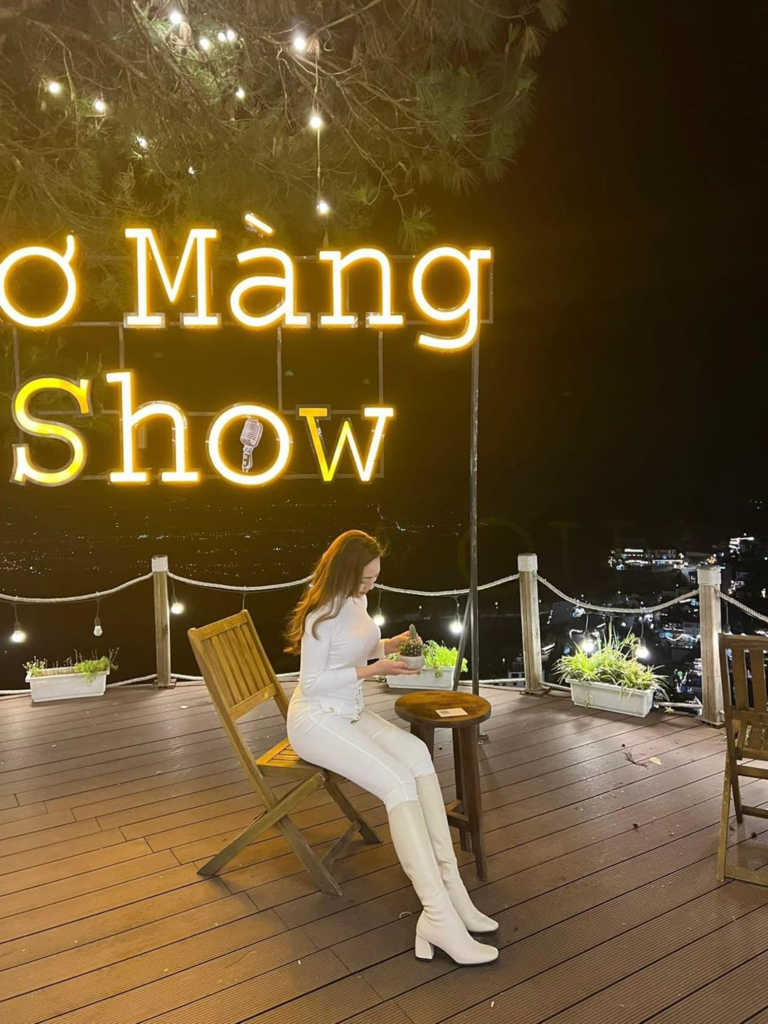 Mơ Màng Show Và Mơ Màng Cafe Tam Đảo